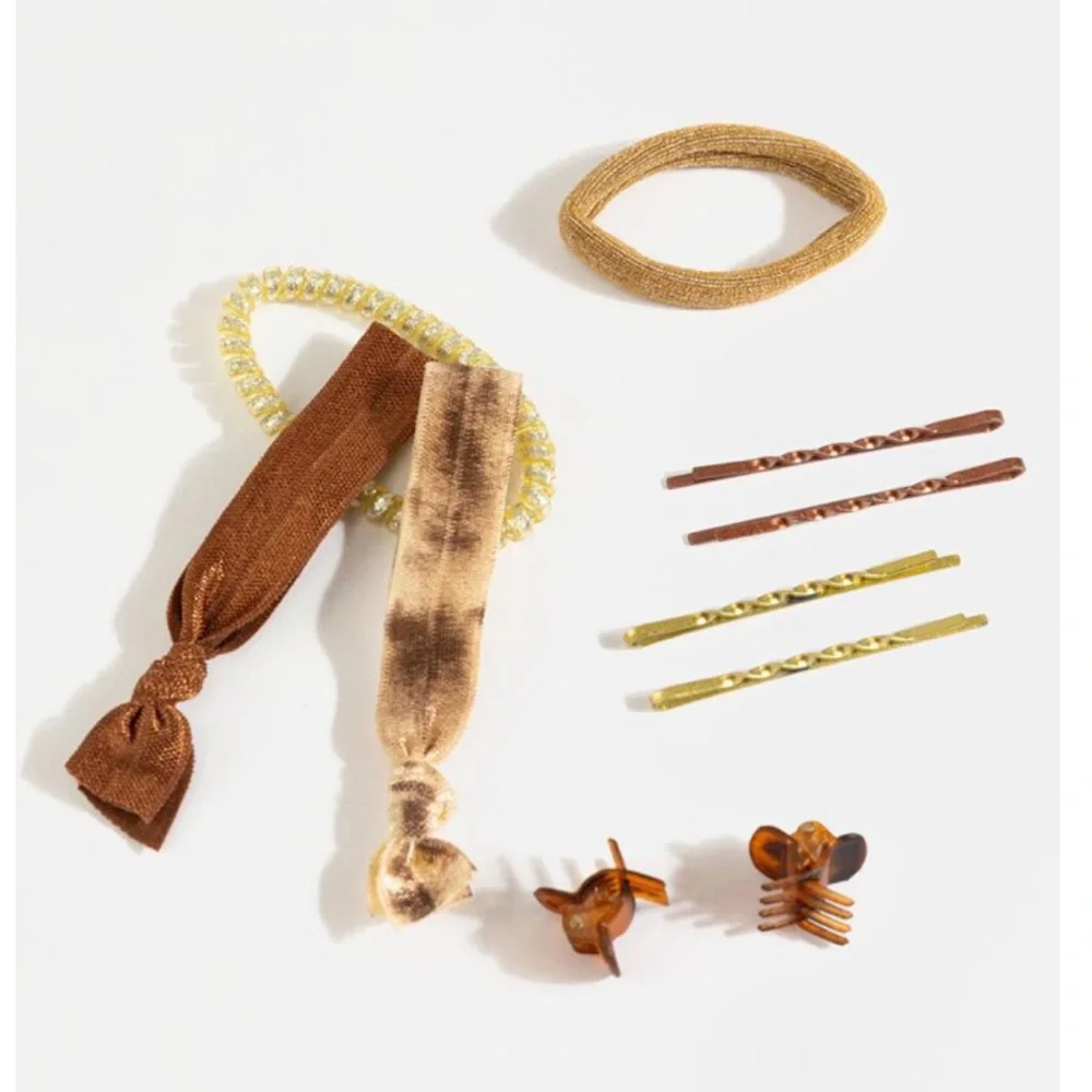 Francesca’s Mixed Hair Accessories Set